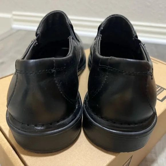 Nunn Bush - Picture 5 of 7